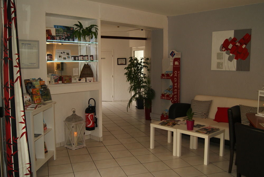 Contact Hotel Les Platanes Villeneuve Sur Lot Centre Exterior photo